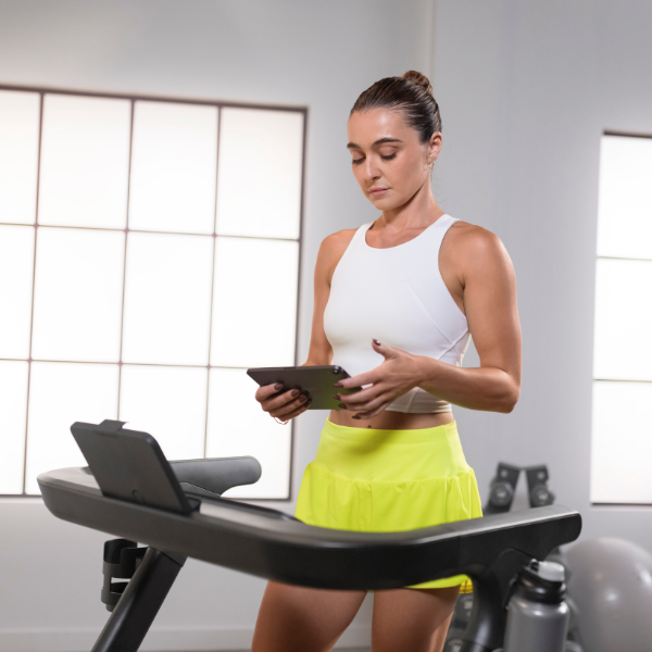 RUNR FOLDING TREADMILL